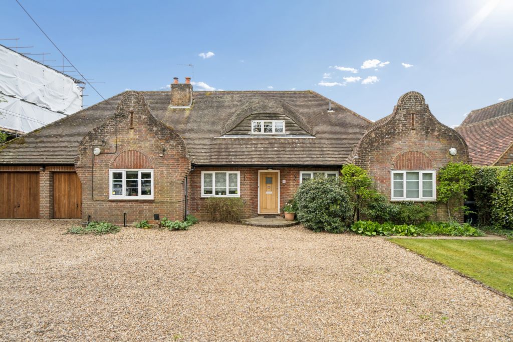 Additional image 3 of 5 bed detached house for saleCopperkins Lane, Amersham HP6