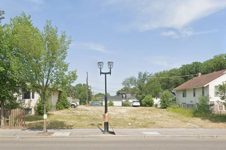 Additional image 3 of 11833 Fort Road, Edmonton, AB, T5B4G6