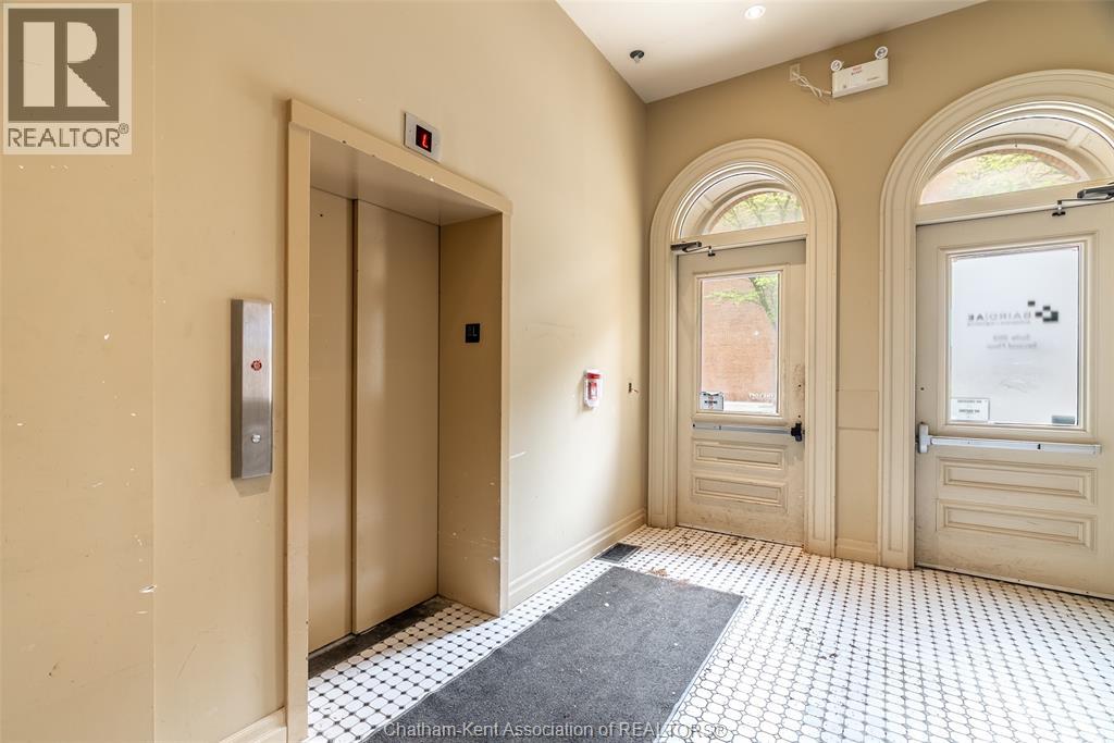 Additional image 5 of 204-138 King Street West, Chatham, ON, N7M1E3
