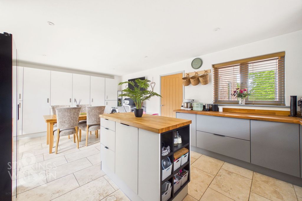 Additional image 8 of 3 bed detached house for saleOclee Place, Old Grammar Lane, Bungay NR35