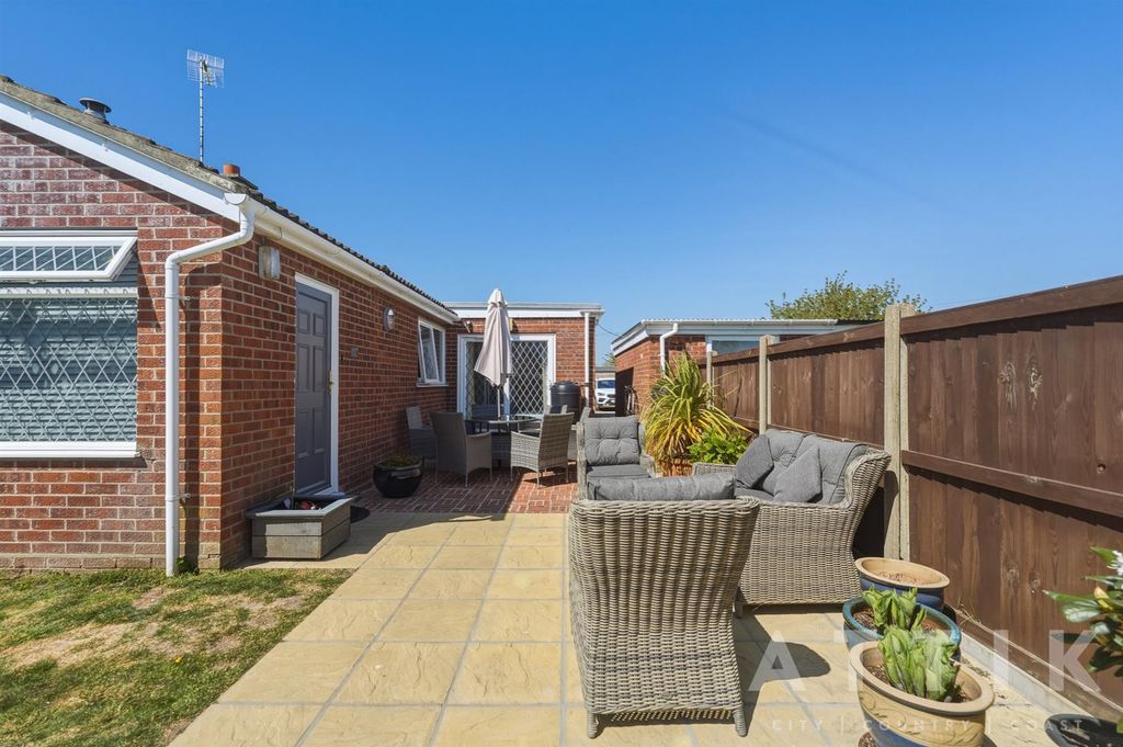 Additional image 41 of 4 bed detached bungalow for saleSt. Michaels Way, Wenhaston, Halesworth IP19