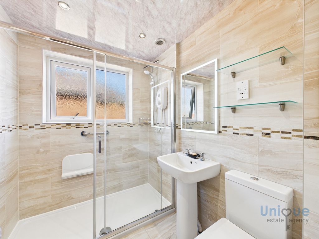 Additional image 13 of 2 bed flat for saleDawlish Lodge, 421 Clifton Drive North, Lytham St. Annes FY8