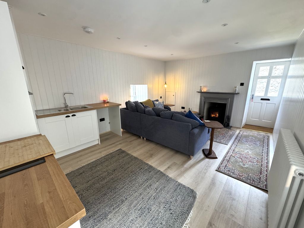 Additional image 6 of 2 bed flat for saleChurch Street, Portsoy AB45