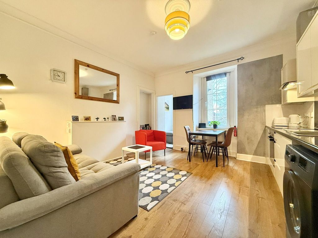 Additional image 4 of 1 bed flat for saleFlat B, 1 Milburn Road, Carlton Terrace, Inverness IV2