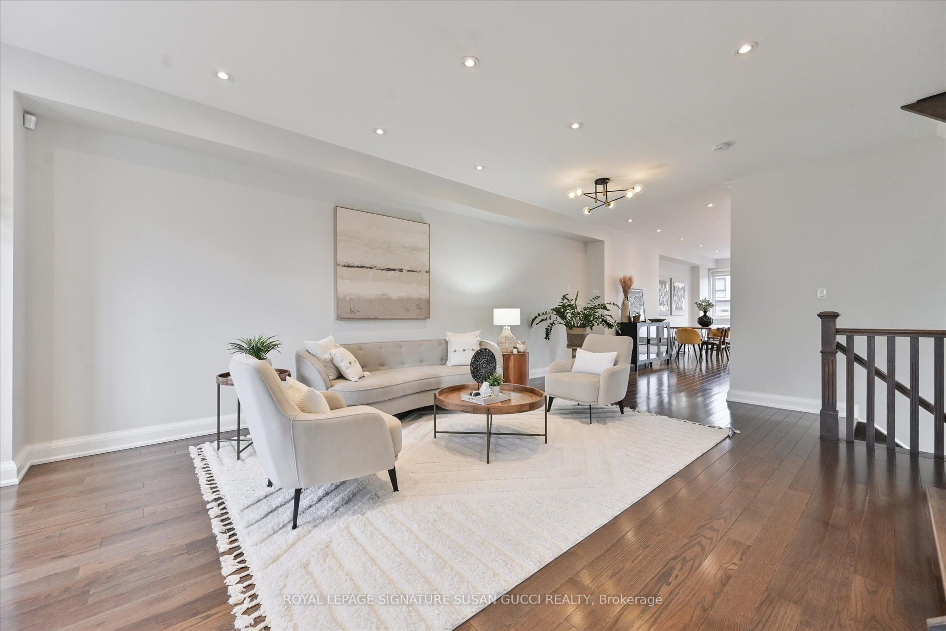 Additional image 6 of 811 Cosburn Avenue, Toronto, ON, M4C 2V9