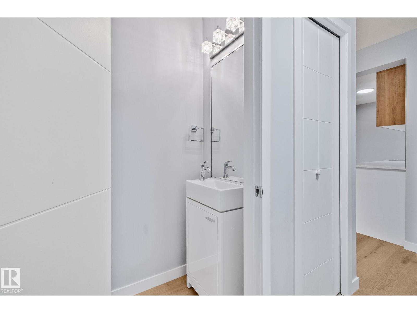 Additional image 6 of 8620 38a Avenue NW, Edmonton, AB, T6K2Z9