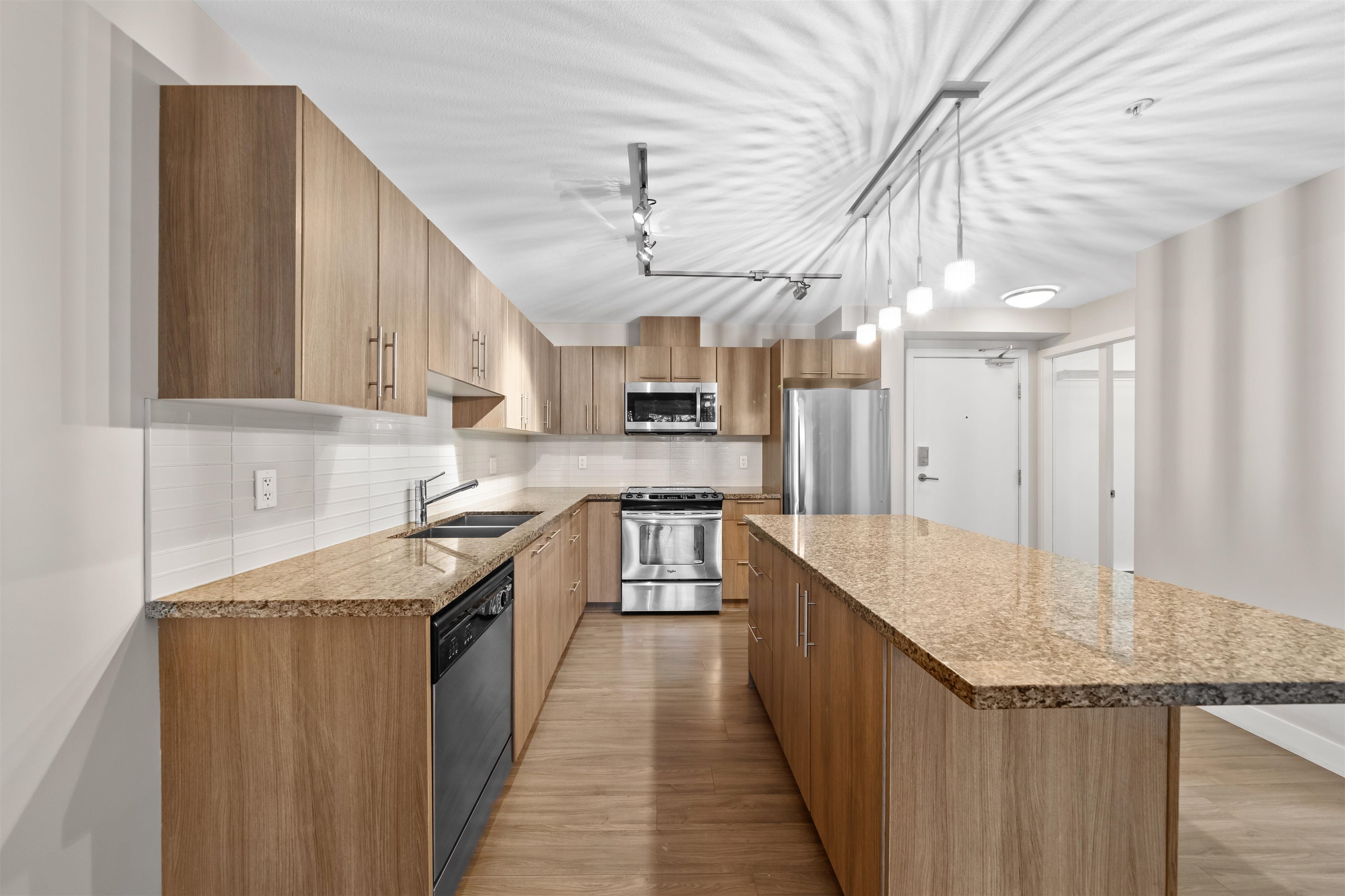 Additional image 2 of 313-12075 Edge Street, Maple Ridge, BC, V2X 9E6