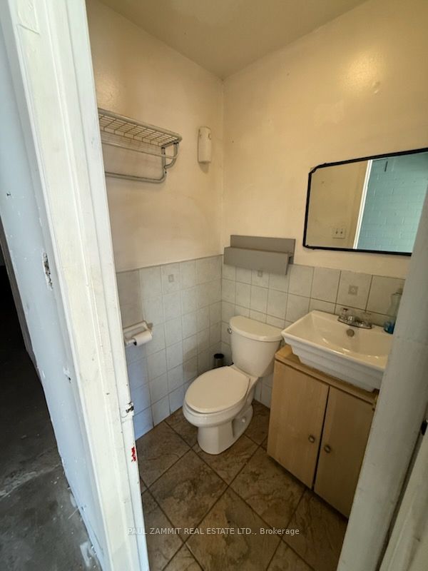 Additional image 4 of 5-10 Harlech Court, Markham, ON, L3T 6L4