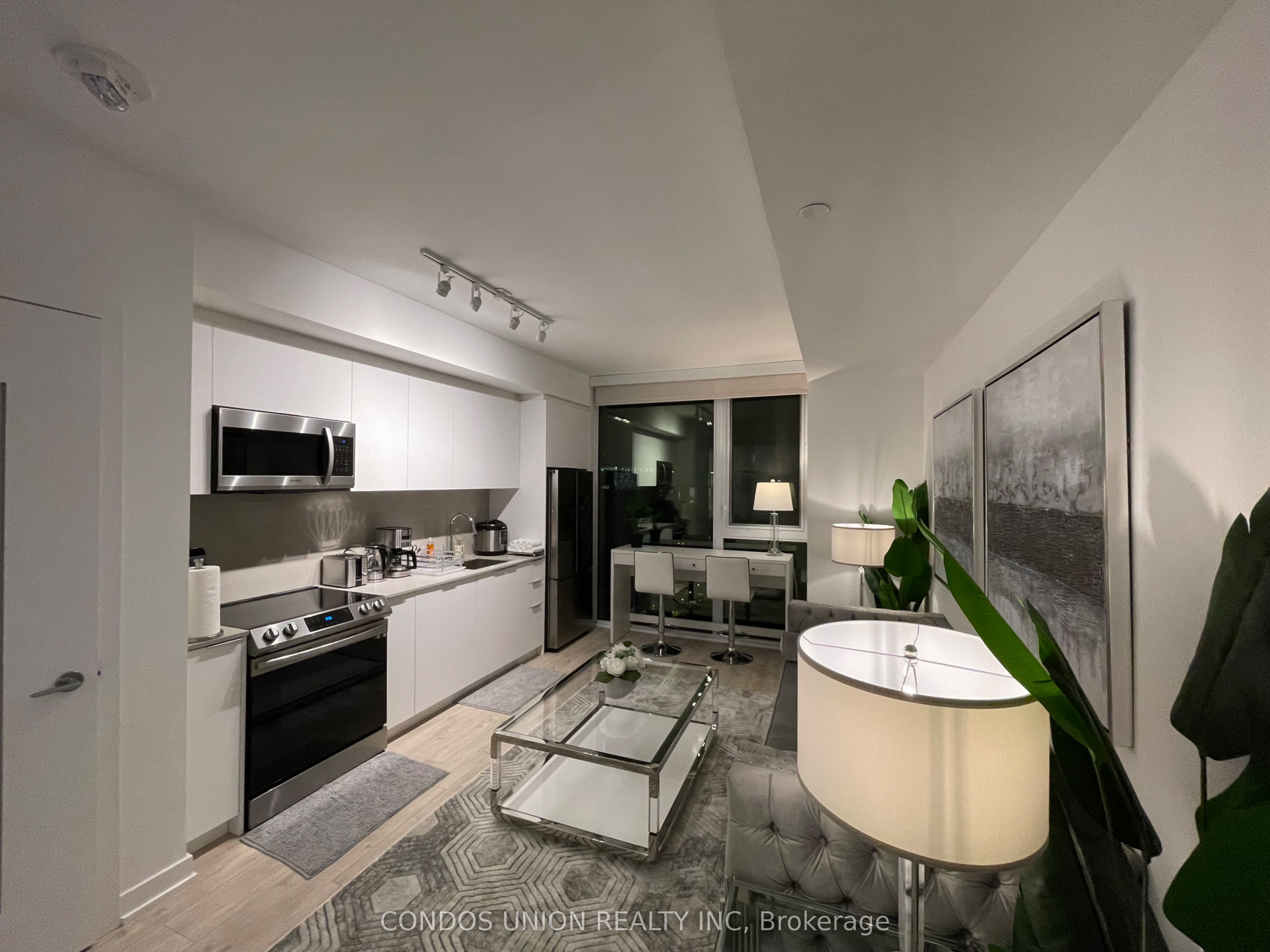 Additional image 6 of 1006-357 King Street W, Toronto, ON, M5V 0S7