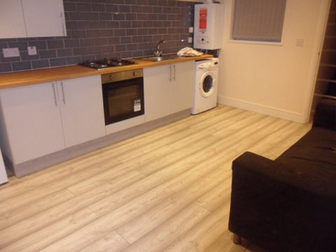 Middleborough Road, Coundon CV1
