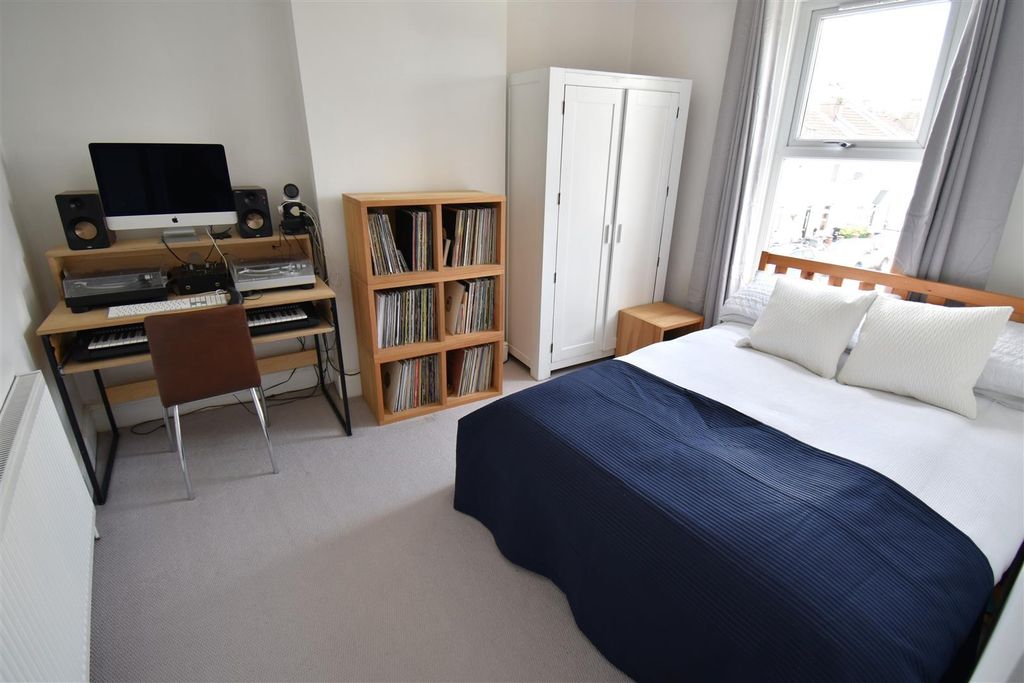 Additional image 15 of 2 bed end terrace house for saleSouthmead Road, Westbury-On-Trym, Bristol BS10