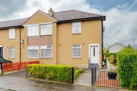 221 Broomfield Crescent, Carrick Knowe, Edinburgh EH12