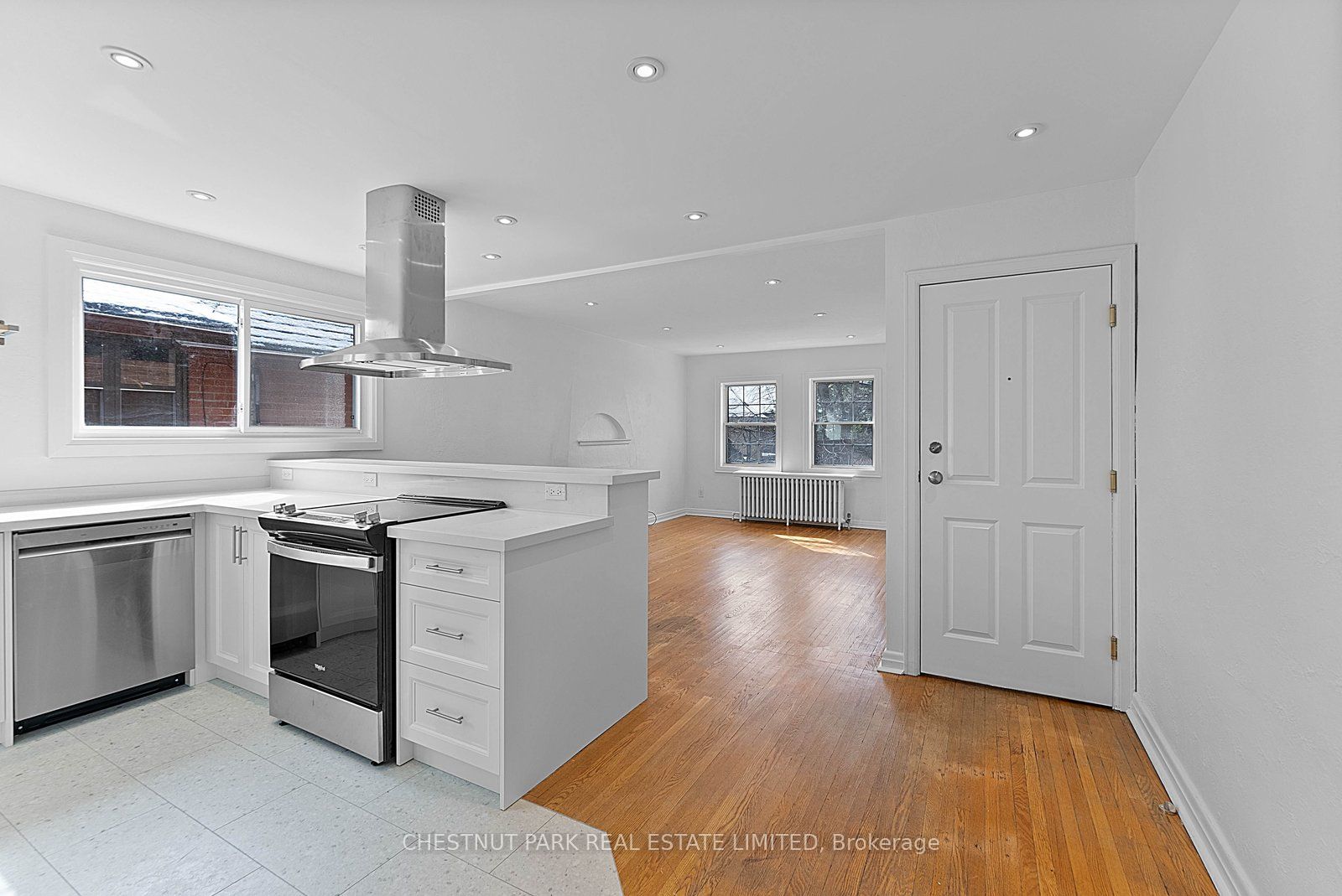 Additional image 3 of Upper-26 Strathgowan Avenue, Toronto, ON, M4N 1B9