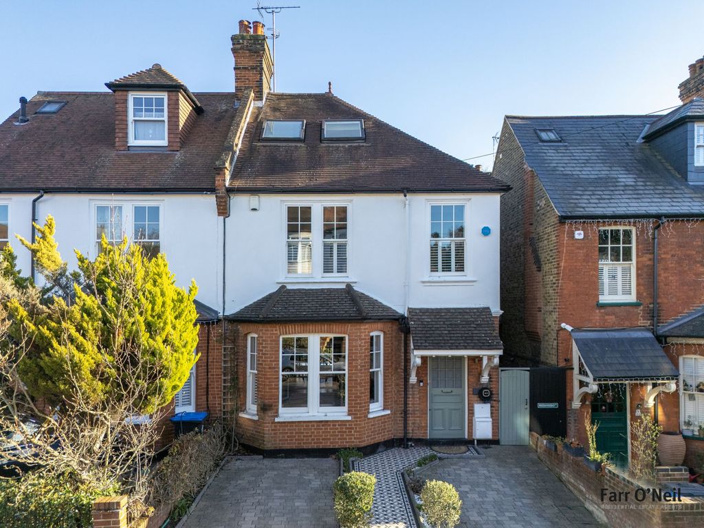 Additional image 34 of 4 bed semi-detached house for saleRussell Road, Buckhurst Hill IG9