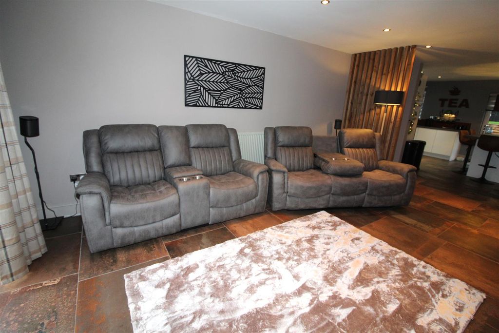 Additional image 9 of 5 bed semi-detached house for saleYnysddu, Newport NP11