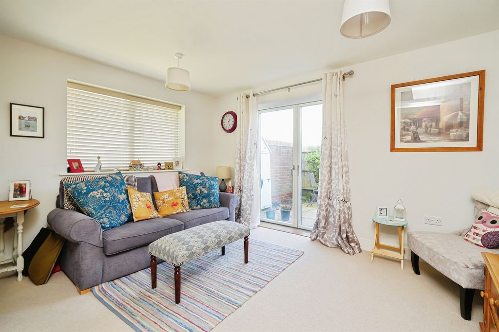 Additional image 5 of 1 bed flat for saleCharlotte Avenue, Bicester OX27