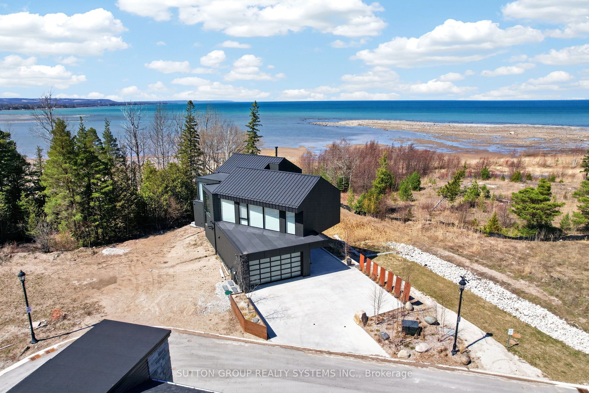 Additional image 3 of 120 Sebastian Street, Blue Mountains, ON, N0H 1J0