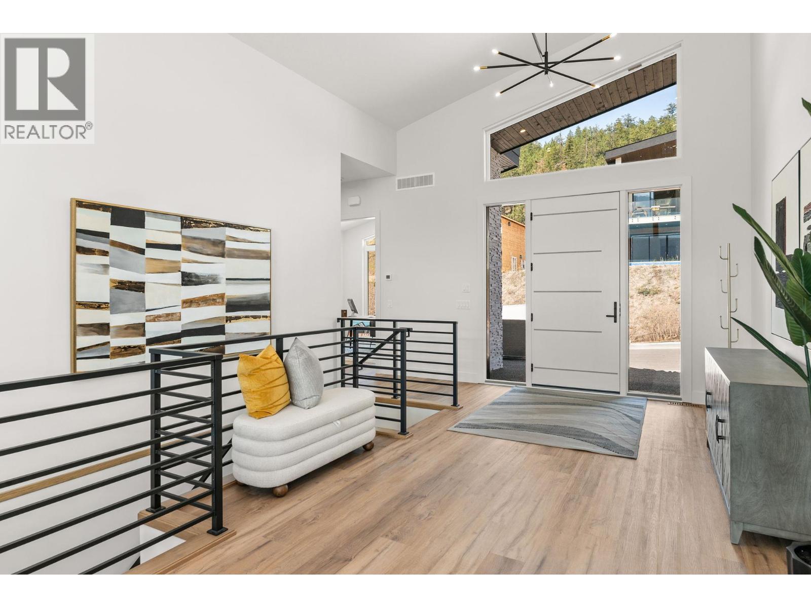 Additional image 2 of 901 Melrose Street, Kelowna, BC, V1P0A8