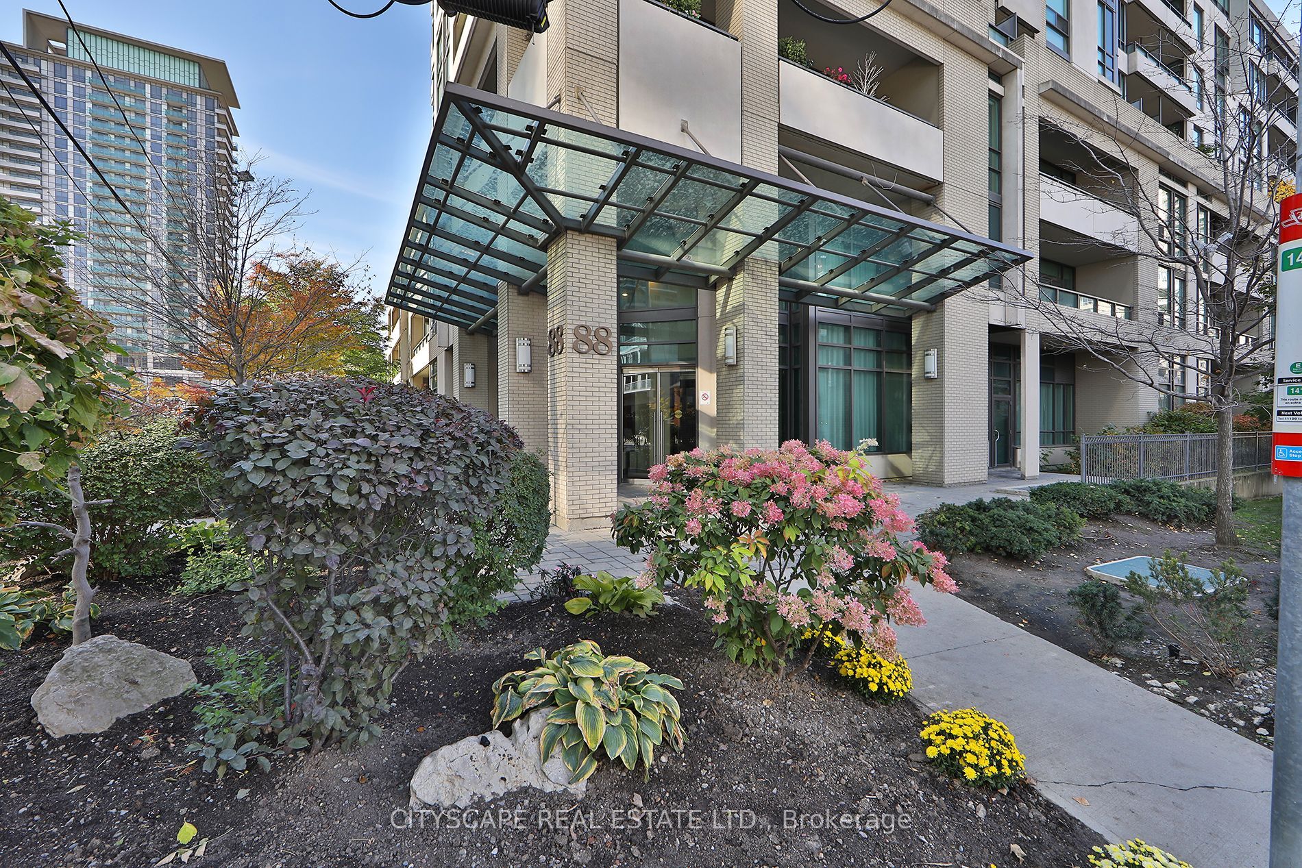 Additional image 3 of PH5-88 Broadway Avenue, Toronto, ON, M4P 0A5