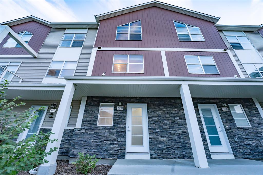 Additional image 2 of 638 Redstone View NE, Calgary, AB, T3N 0M9