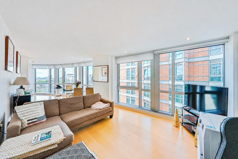 Fairmont Avenue, London E14