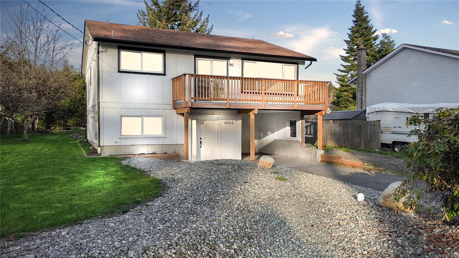 4644 Macintyre Avenue, Courtenay, BC, V9N 6R2