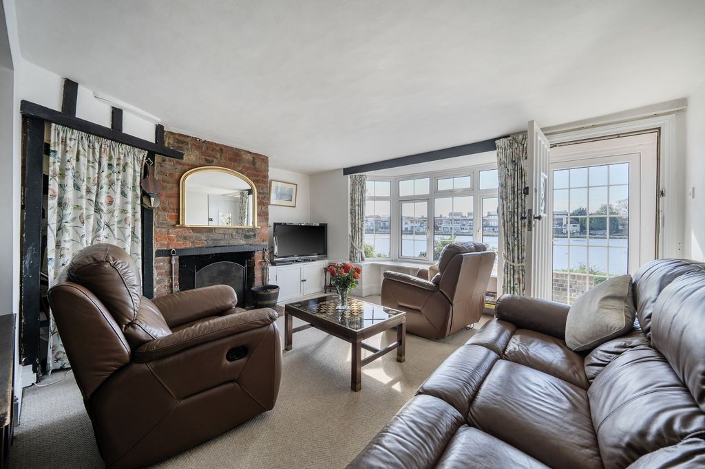 Additional image 6 of 3 bed semi-detached house for sale33 Slipper Road, Hermitage PO10