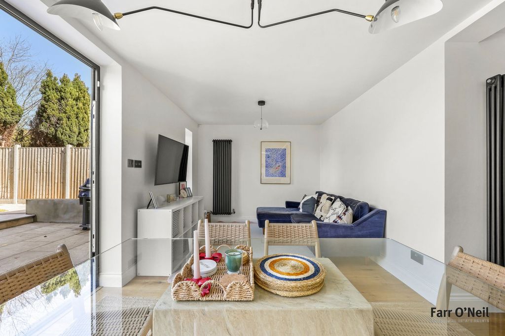 Additional image 16 of 4 bed semi-detached house for saleRoding Lane, Buckhurst Hill IG9