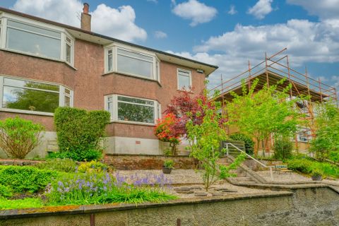 Hill Crescent, Clarkston G76