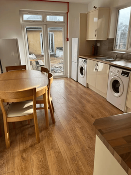 Clarendon Road, Croydon CR0, Room to rent