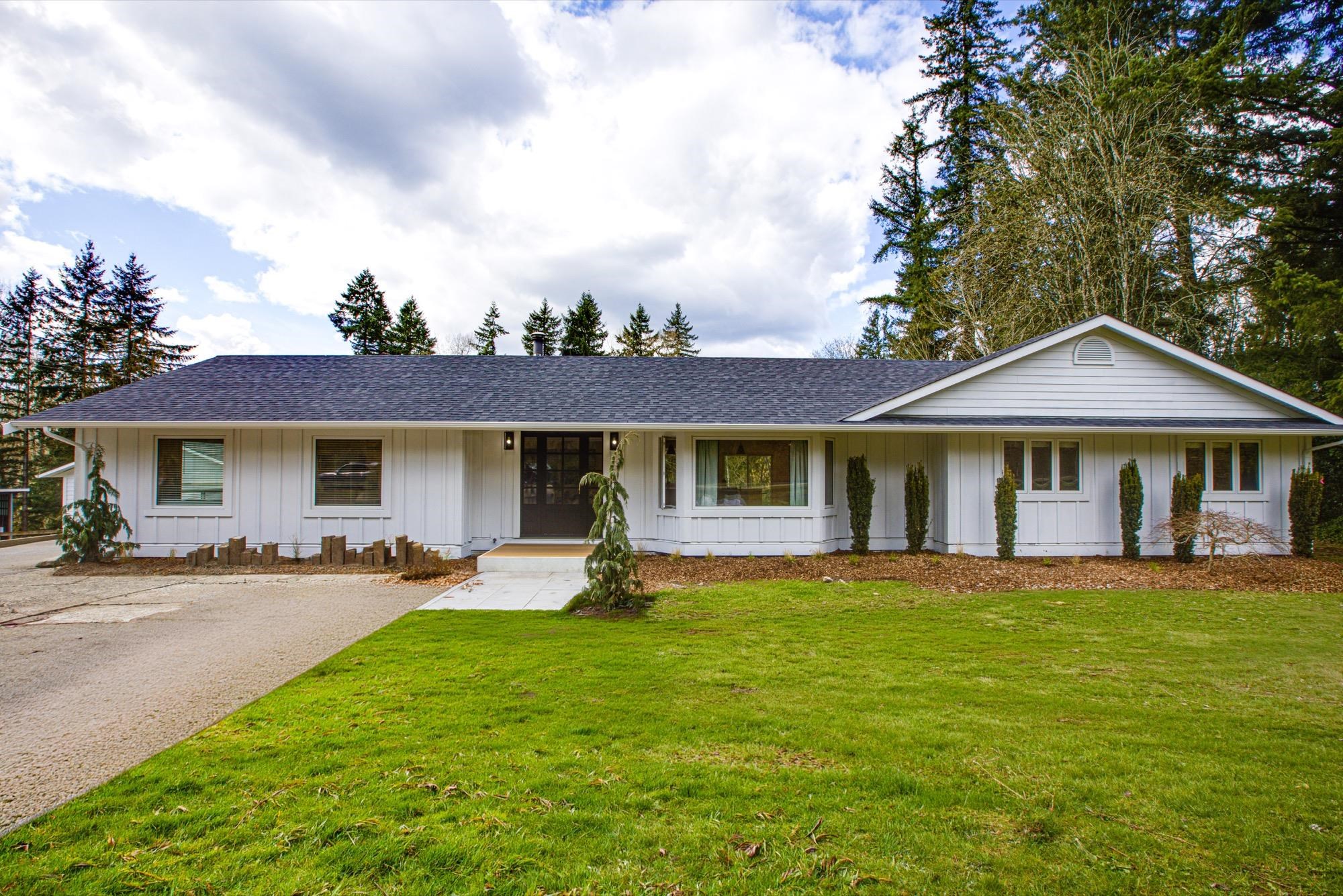 7025 Hesslea Crescent, Abbotsford, BC, V4X 2C2