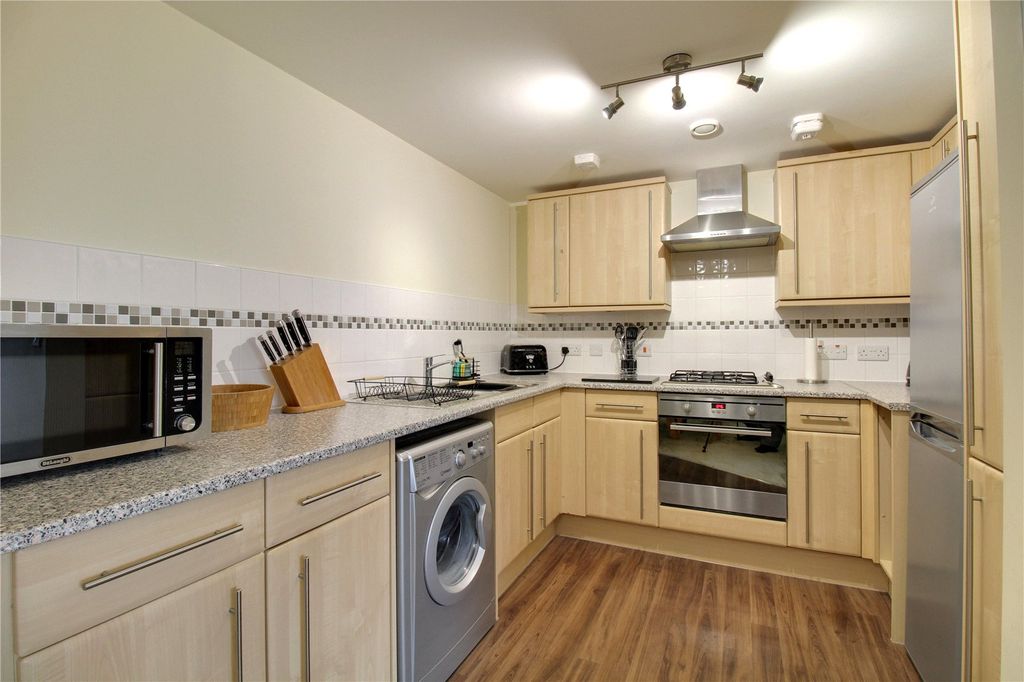 Additional image 3 of 2 bed flat for saleShetland Road, Basingstoke, Hampshire RG24