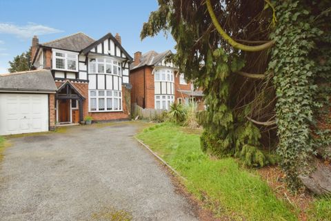 Loughborough Road, Birstall, Leicester, Leicestershire LE4