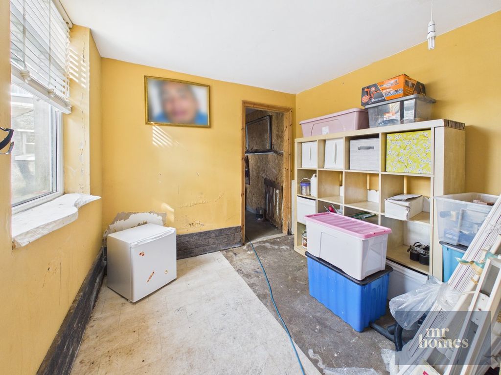 Additional image 39 of 4 bed semi-detached house for saleManor Way, Whitchurch, Cardiff CF14