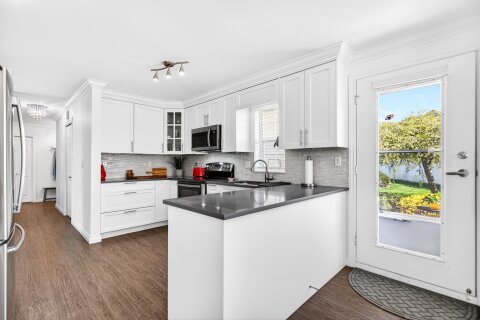 Additional image 8 of 109-22514 116 Avenue, Maple Ridge, BC, V2X 0N4