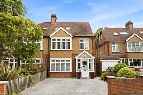 Glamorgan Road, Hampton Wick KT1