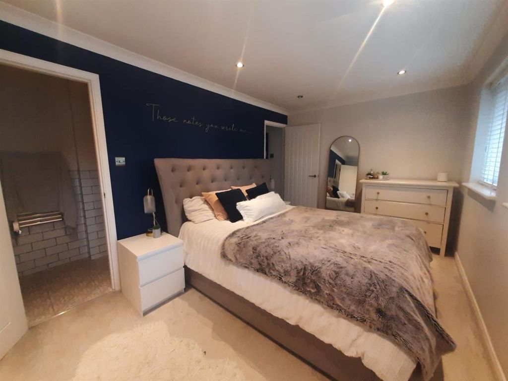 Additional image 10 of 4 bed town house for saleSt. Lawrence Close, Abbots Langley WD5