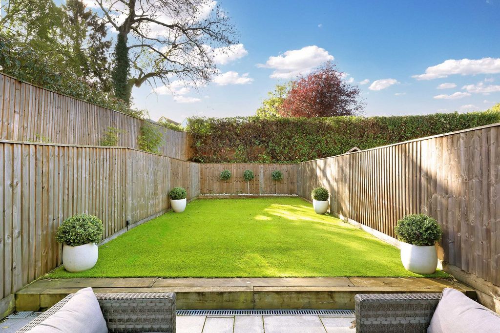 Additional image 3 of 4 bed semi-detached house for saleCandlemas Lane, Beaconsfield, Buckinghamshire HP9