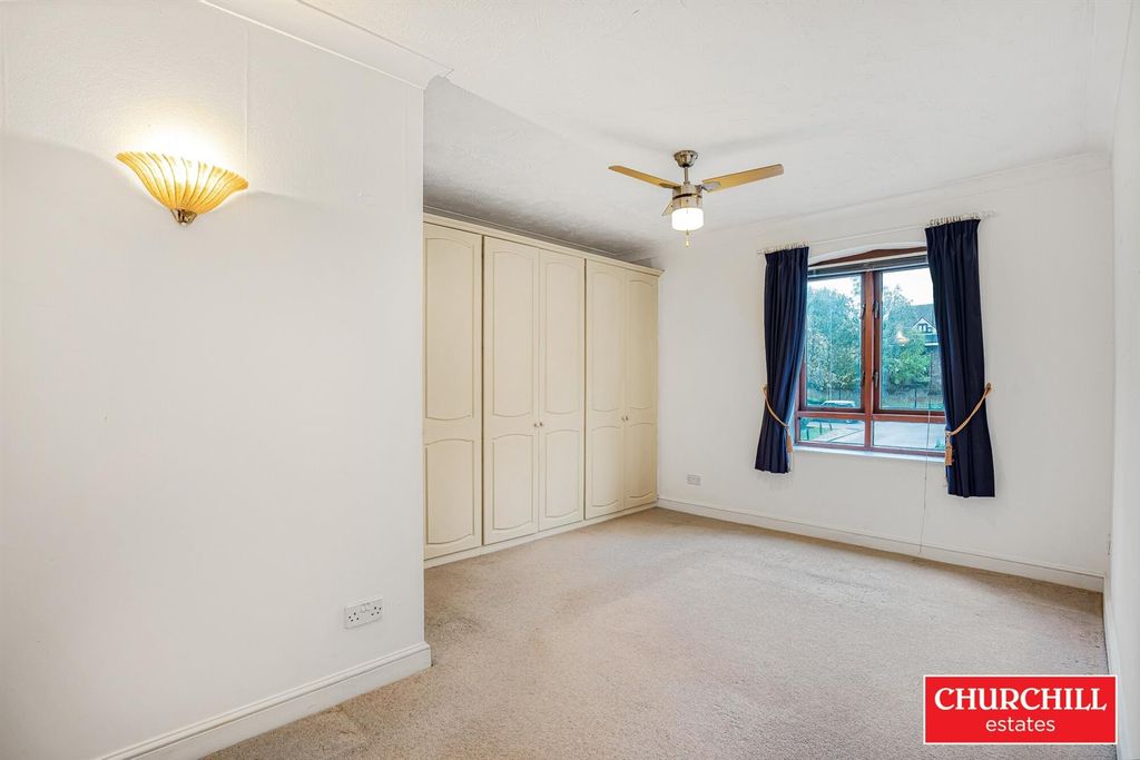 Additional image 11 of 2 bed flat for saleBoleyn Court, Epping New Road, Buckhurst Hill IG9