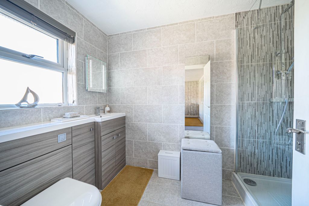 Additional image 13 of 4 bed detached house for saleJutland Crescent, Andover SP10