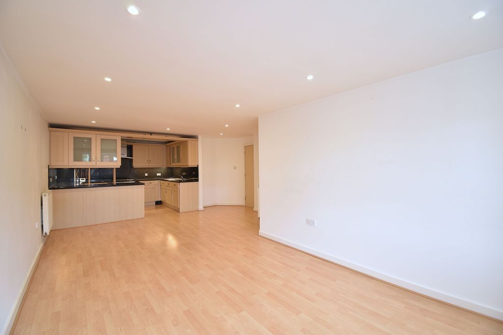 Additional image 2 of 2 bed flat for saleLondon Road, Alderley Edge SK9