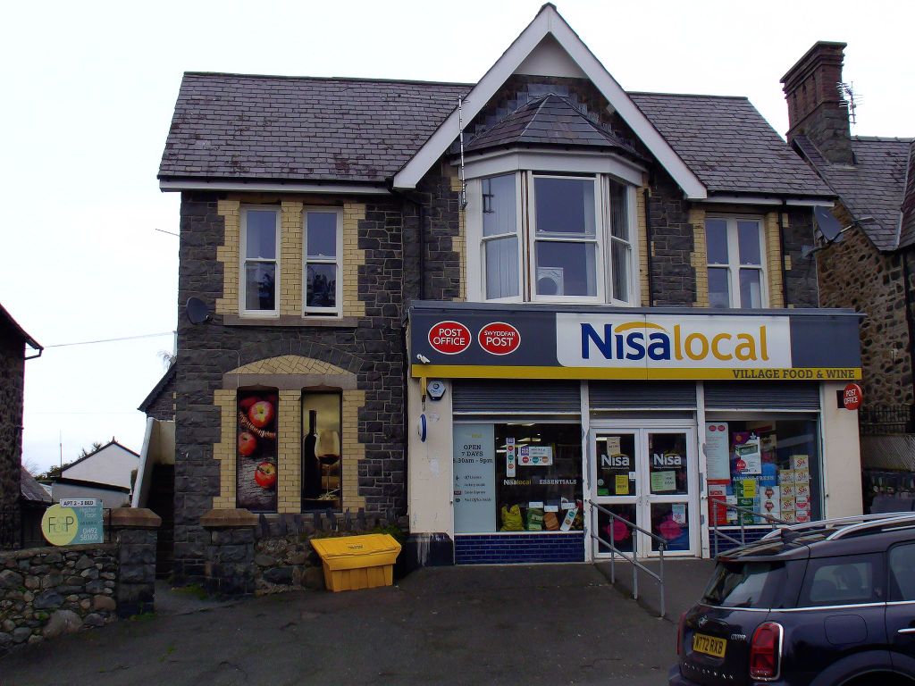2 bed flat for saleVillage Road, Llanfairfechan LL33