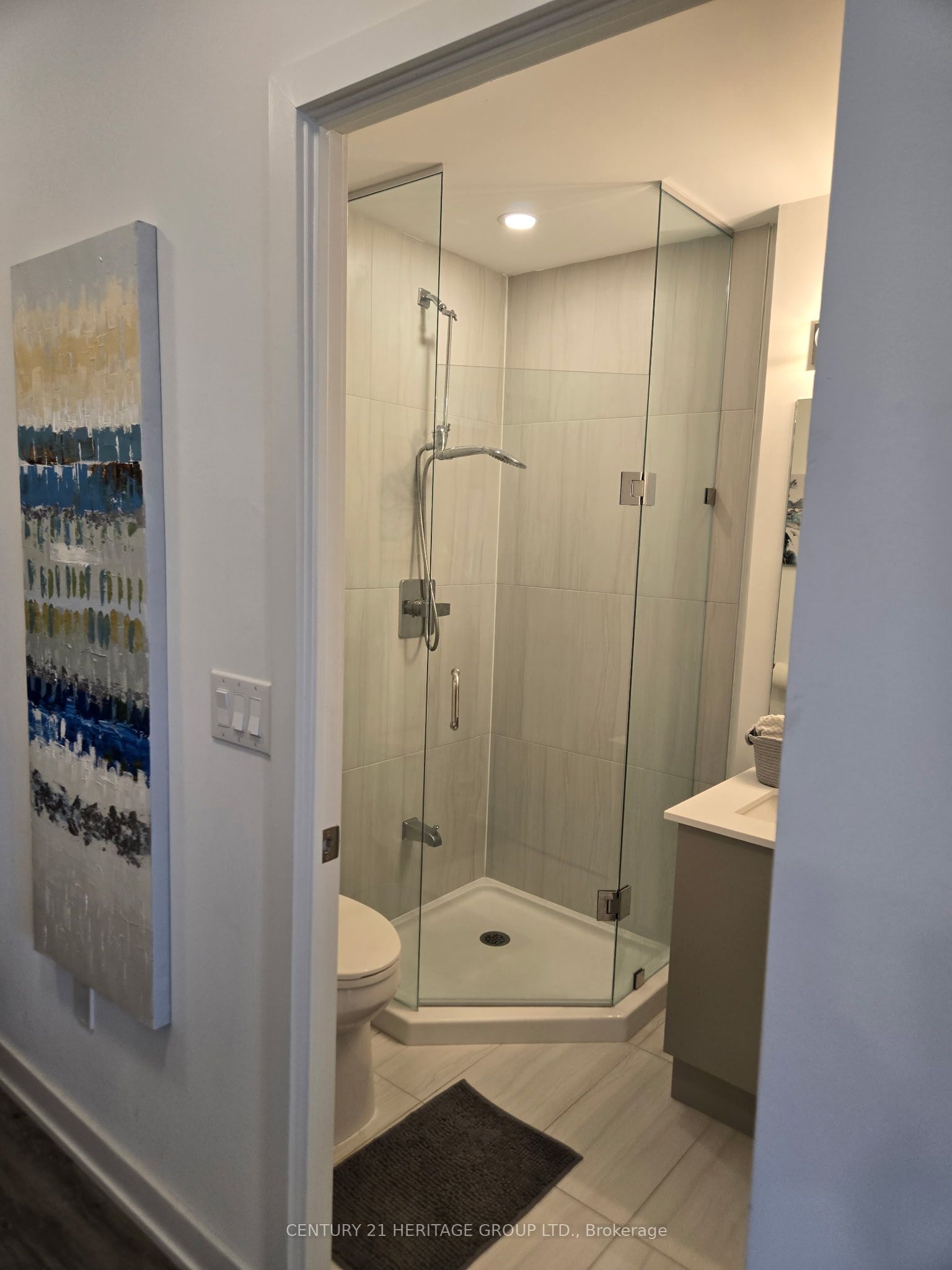 Additional image 4 of 304-630 Greenwood Avenue, Toronto, ON, M4J 0A8