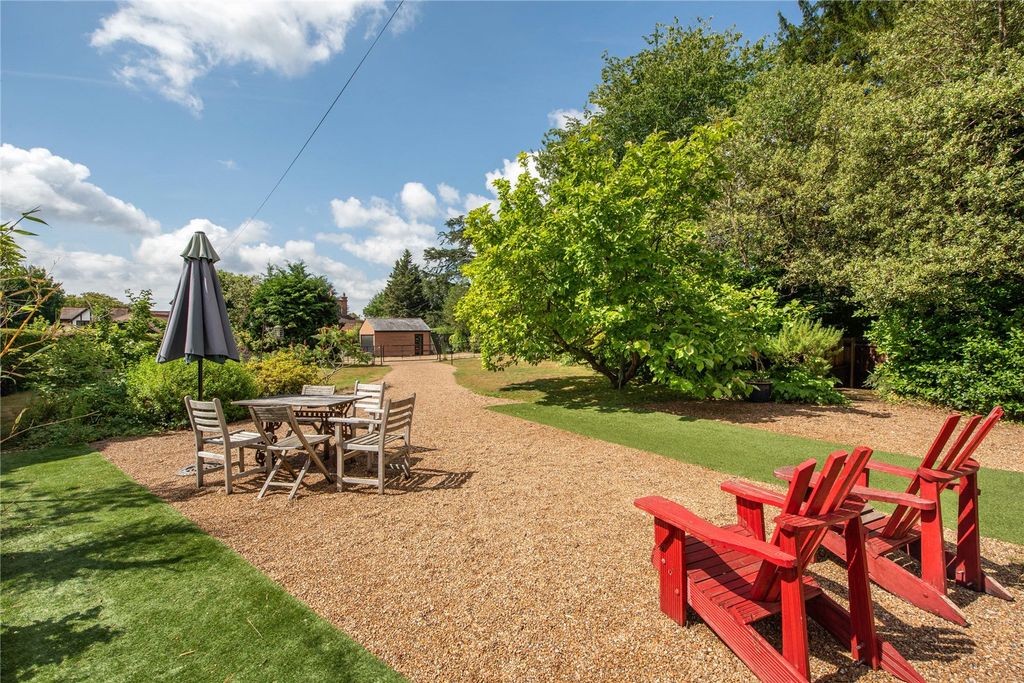 Additional image 18 of 4 bed detached house for saleThe Street, Betchworth, Surrey RH3