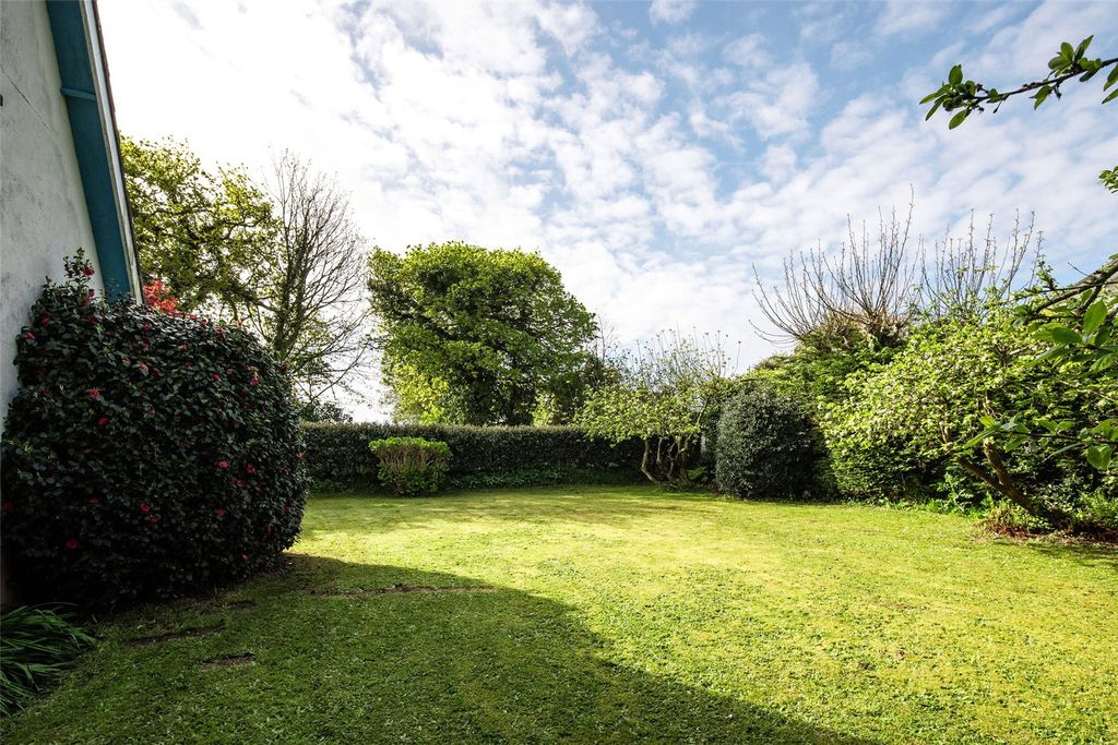 Additional image 18 of 6 bed bungalow for saleLa Rue De La Patente, St. Lawrence, Jersey JE3