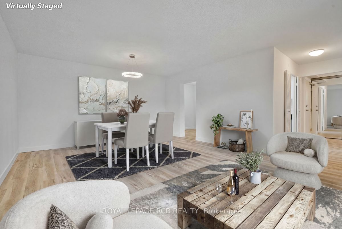205-1535 Lakeshore Road E, Mississauga, ON, L5E 3E2