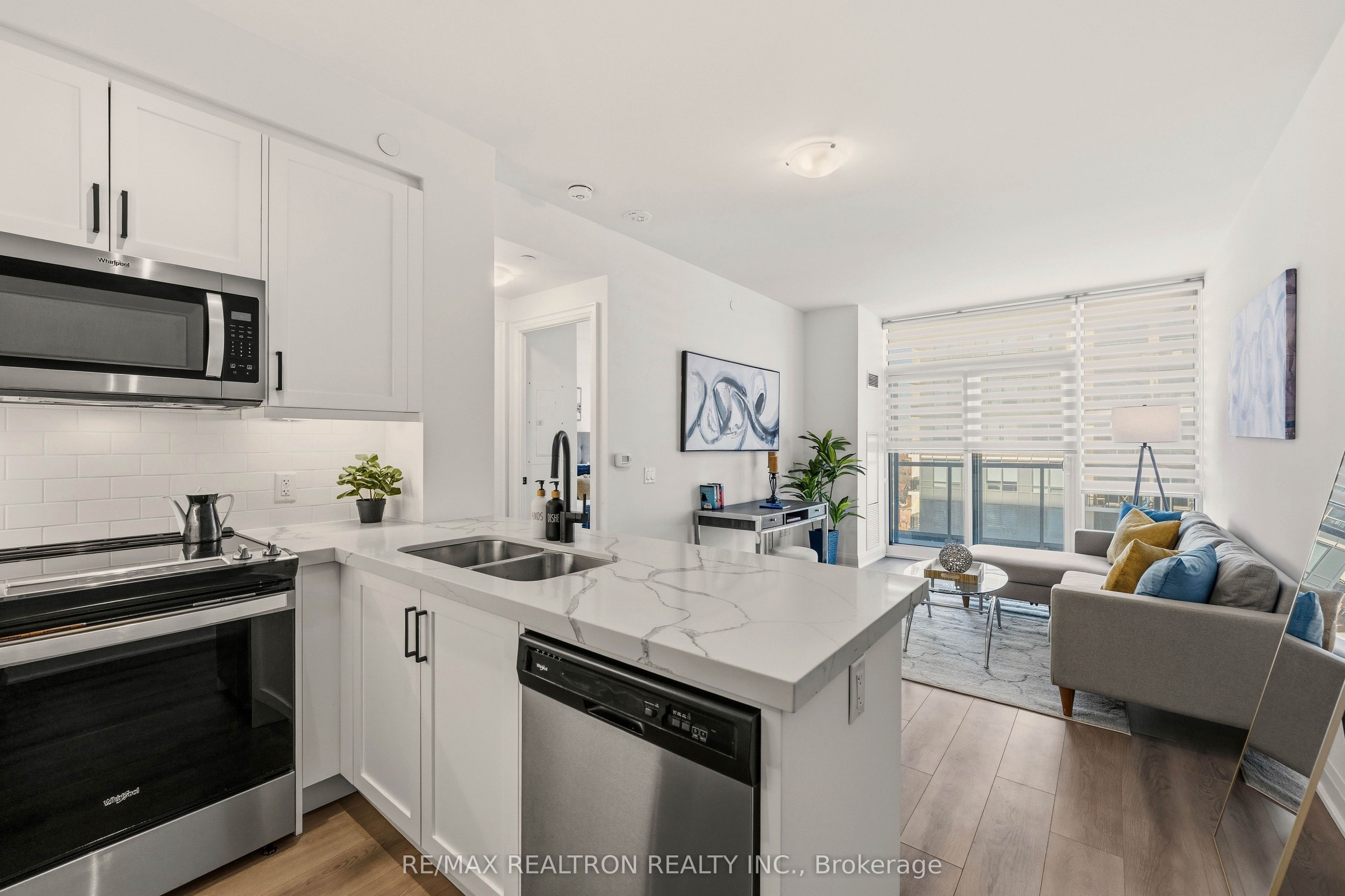 Additional image 6 of 1301-20 Gatineau Drive N, Vaughan, ON, L4J 0L3