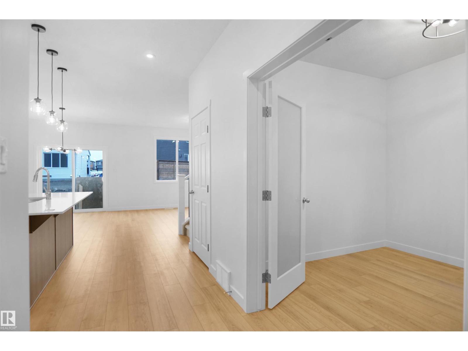 Additional image 4 of 13132 214 Street NW, Edmonton, AB, T5S0X1