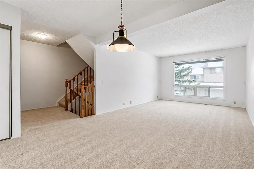 Additional image 5 of 32-5019 46 Avenue SW, Calgary, AB, T3E 6R1