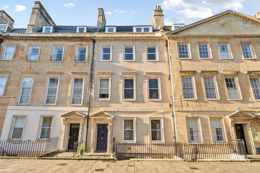 Additional image 2 of 3 bed flat for saleDuke Street, Bath BA2